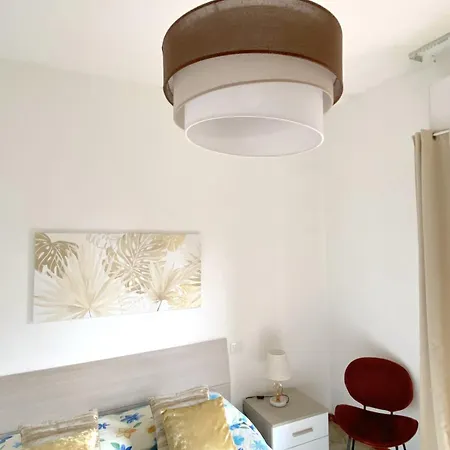 Сasa de vacaciones Dei Marmi With Large Private Garden, Near The