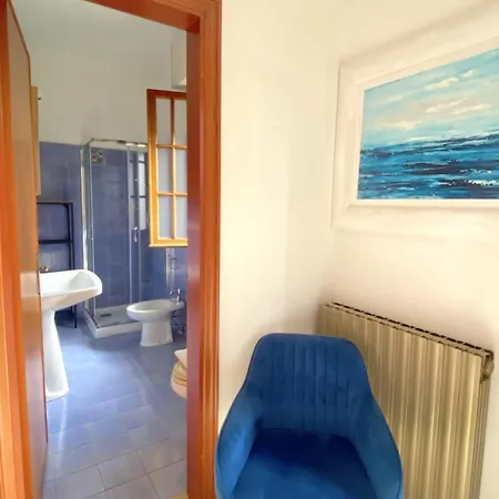 Dei Marmi With Large Private Garden, Near The Сasa de vacaciones Forte dei Marmi