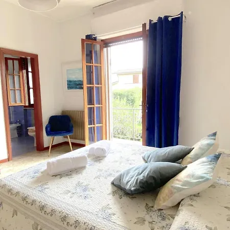 Dei Marmi With Large Private Garden, Near The * Forte dei Marmi